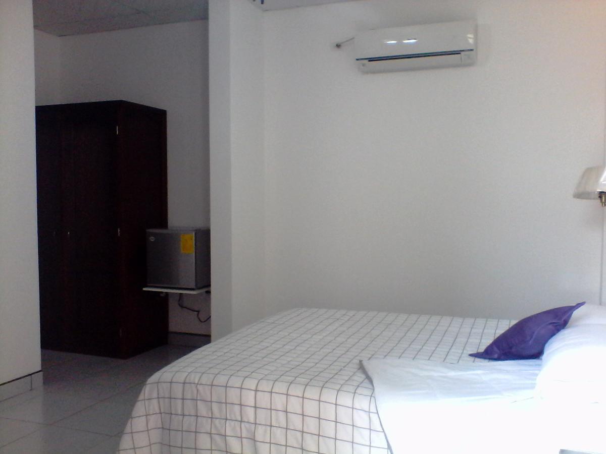 Hotel Las Palmas Esmeraldas Esterno foto